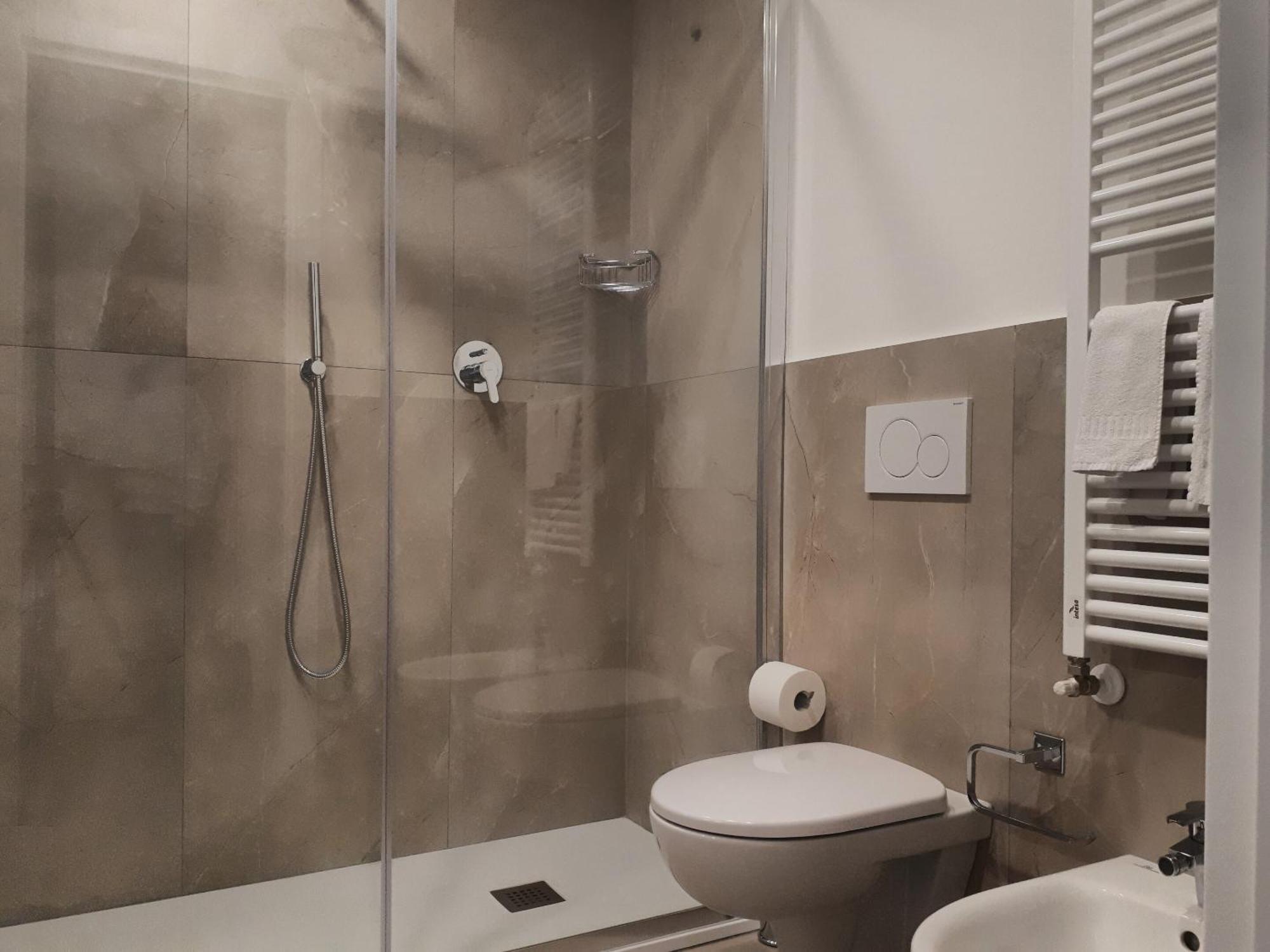Smart Apartment Mercanzia - Twa โบโลญญา ภายนอก รูปภาพ