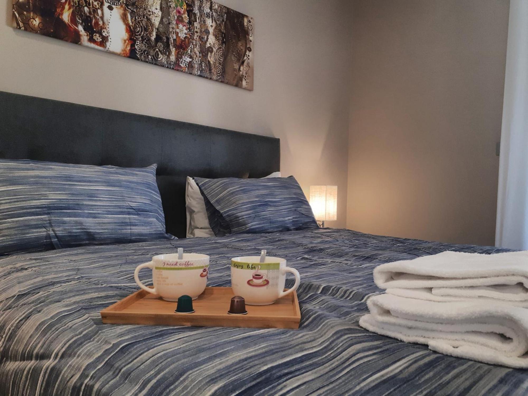Smart Apartment Mercanzia - Twa โบโลญญา ภายนอก รูปภาพ